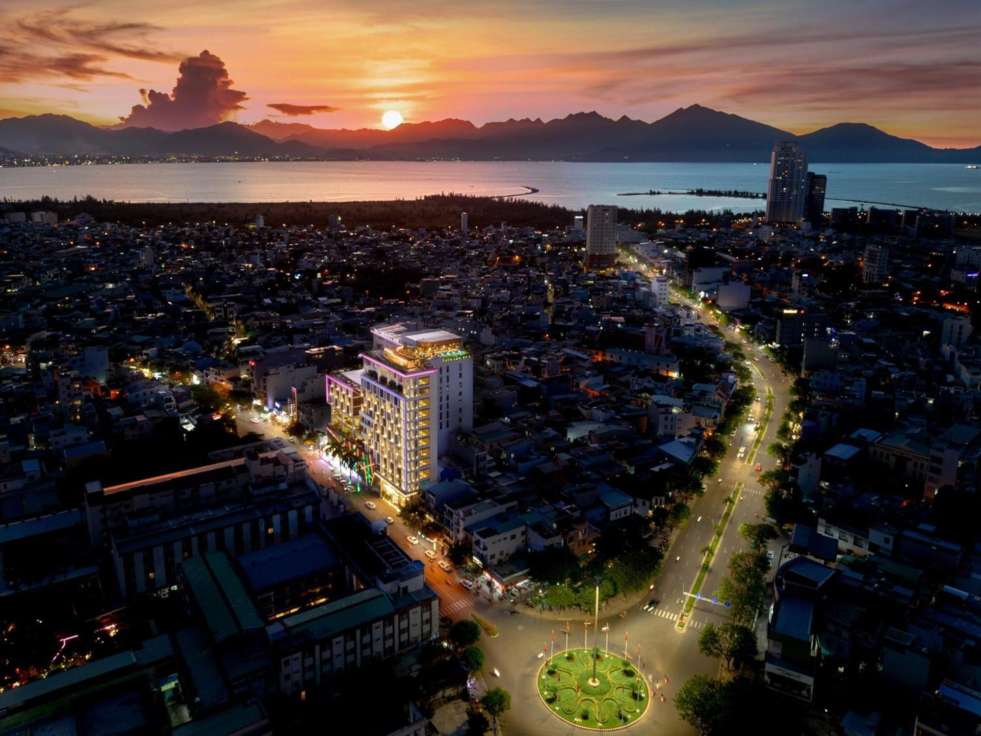 New Orient Hotel Đà Nẵng Kültér fotó